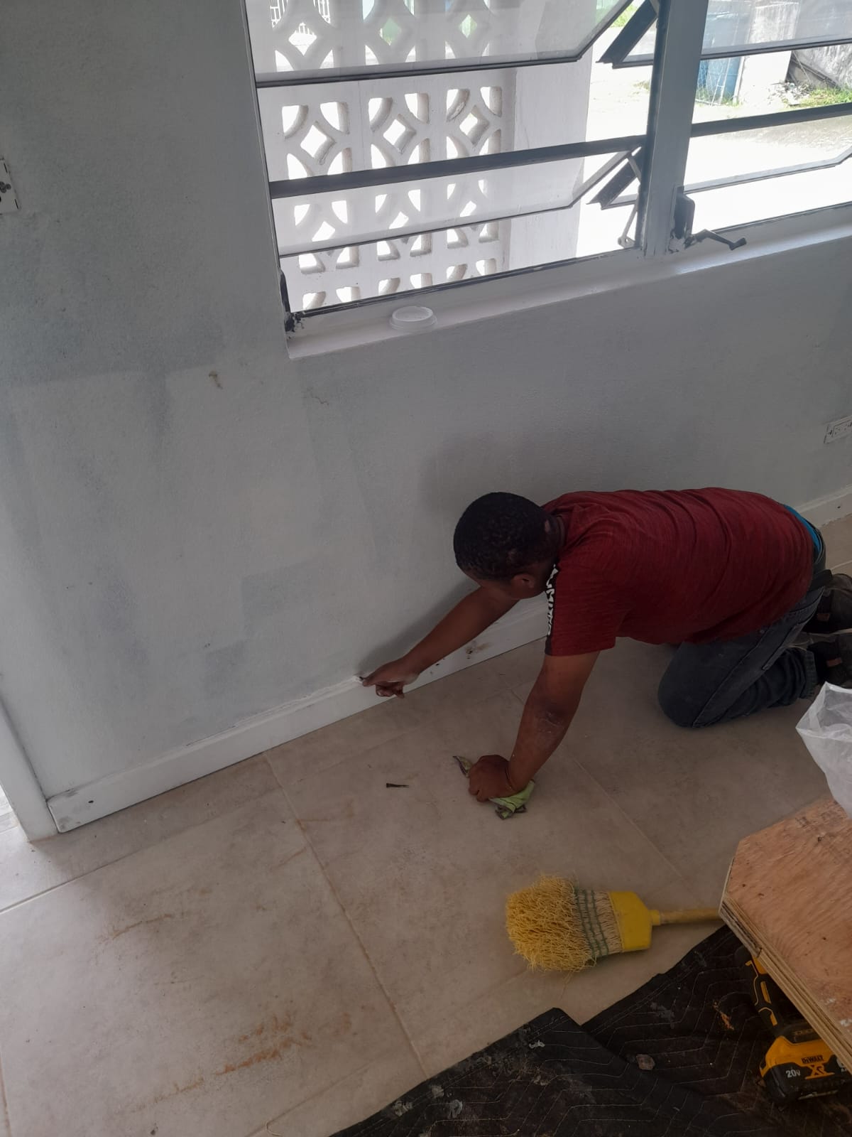 Baseboard installation Nassau